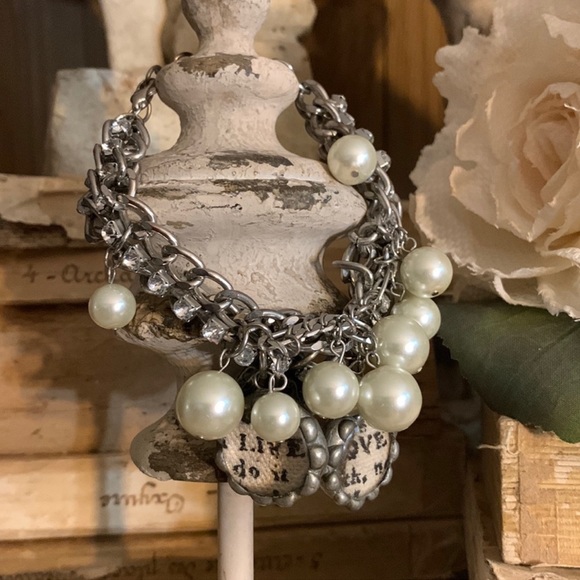 Jewelry - Exquisite “LOVE” Charm Bracelet 7-9”